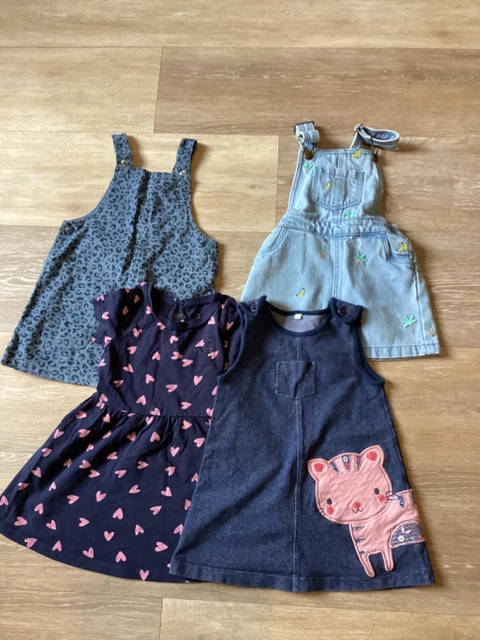 Pacchetto abiti bambina 12-18 mesi