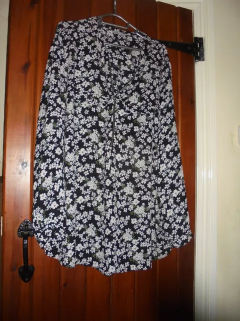 ladies top size 20