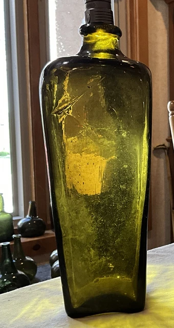 Black Glass Case Gin Bottle Rolled Lip, Improved Pontil.Cr 1830 ‘s-50 “Shorty”