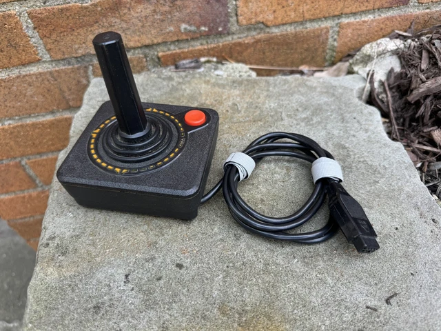 Bezdrôtový joystick CX40+ pre konzoly Atari 2600+, 2600 a 7800, (4020628577421) • Ceny, Recenzie