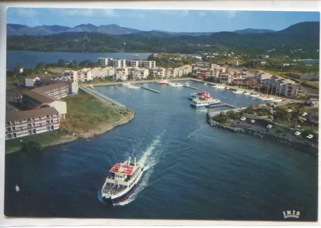 CP Martinique - Vue aérienne sur la Marina