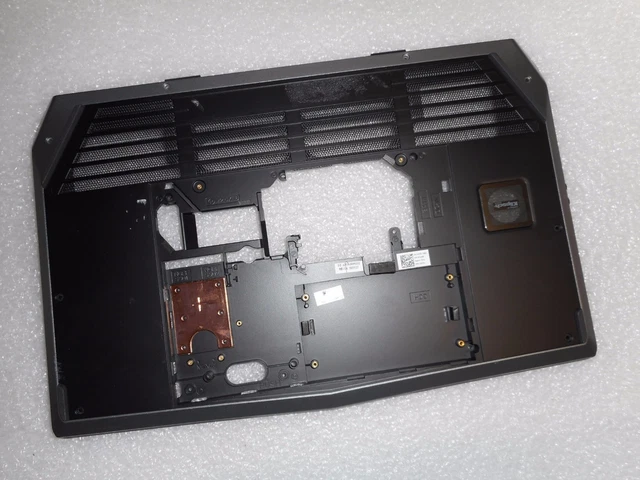 GENUINE DELL ALIENWARE M17 R3 Bottom Base Cover Chb02 1Mt2K 01Mt2K Used 