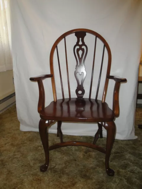 Pennsylvania House Traditional Solid Cherry Queen Anne Spindle-Back Arm Chair Pennsylvania House Traditional Solid Cherry Queen Anne Spindle-Back Arm Chair