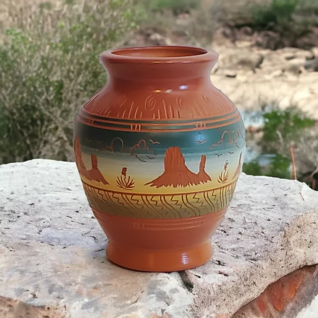 Native Pottery Vase Navajo Hand Etched & Painted Signed Southwestern American