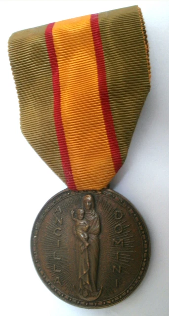 FRANCE MEDAILLE SIGNEE P. METRAL LYON (A4170