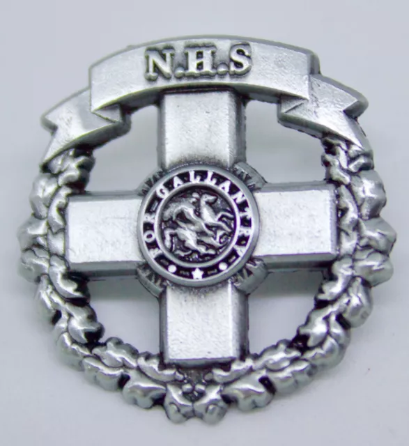 NHS George cross lapel pin badge National health service, Donations to G.O.S.H 2