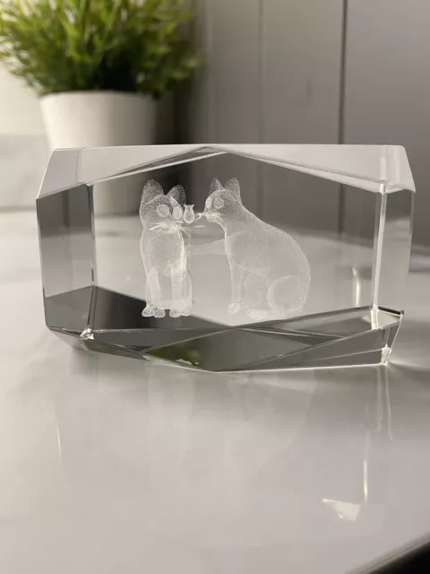 Vintage 3D Laser Etched Crystal Glass Cats & Flower Paperweight