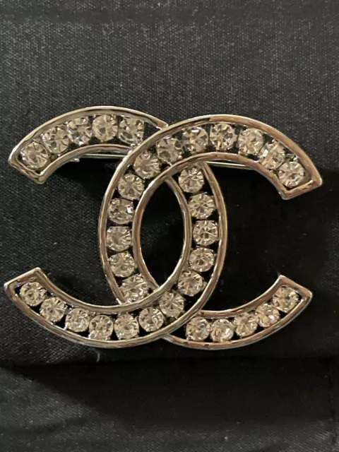 CHANEL Large All SWARCUSKI Crystal CC Logo Brooch Pin Silver