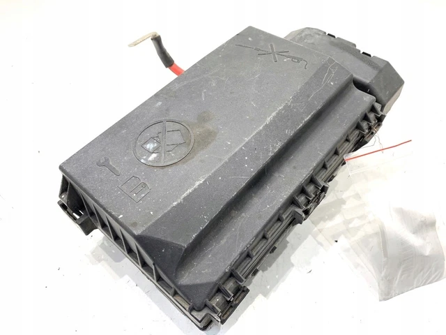Opel Corsa D 07- Boîtes à fusibles stock