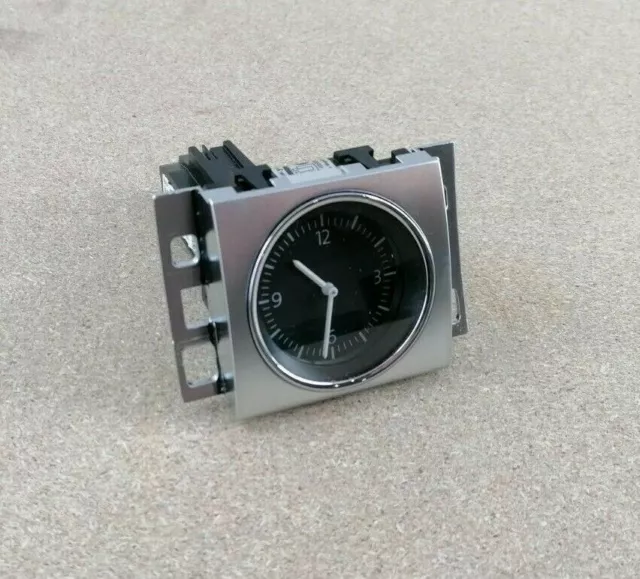 Original VW Passat 3C Analoguhr Uhr Clock 3AA919204A