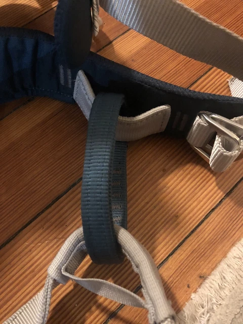 black diamond rock climbing harness womens medium blue 2
