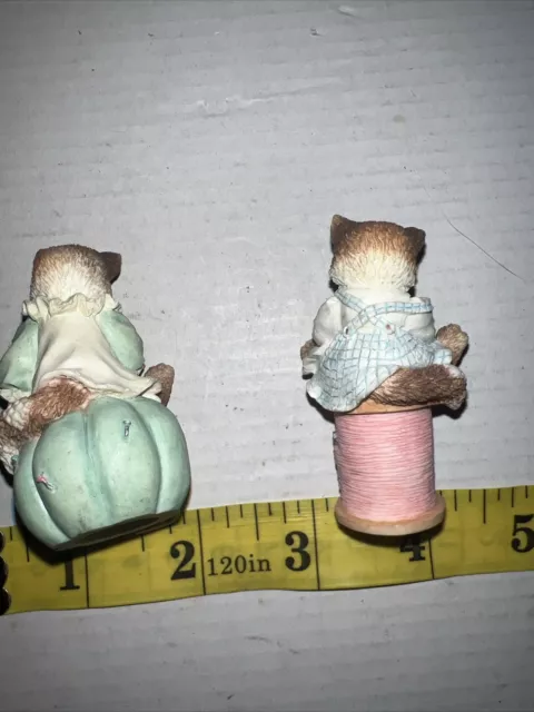 Two Enesco Rare Calico kittens Cat on pin cushion thimble And Spool figurines 3