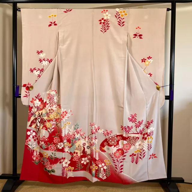 K3016054 Antique Japanese Kimono Silk Furisode
