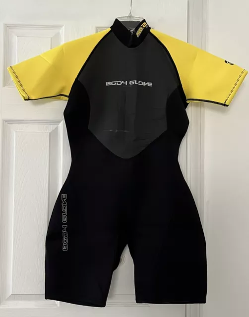 Body Glove Pro 2 2/1 MM Women’s Black & Yellow Shorty Wetsuit - Size 10/12.