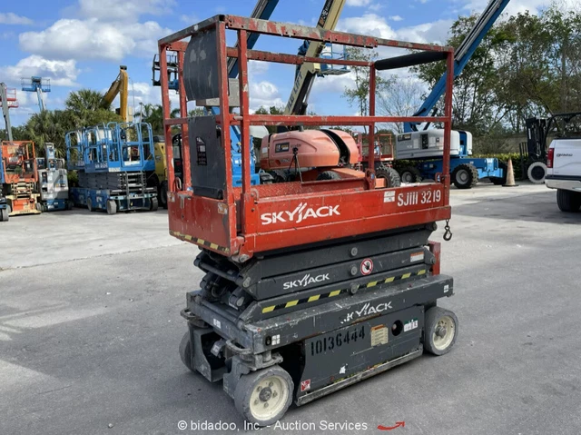 2014 Skyjack 3219 19' Electric Scissor Lift Man Aerial Platform 24V DC bidadoo