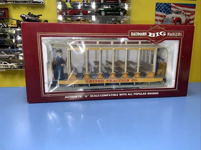 BACHMANN G SCALE United Traction  Streetcar Trolley