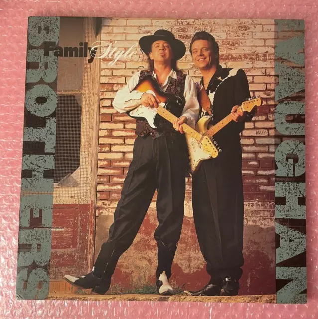 The Vaughan Brothers - Family Style LP (VG+/VG+) '