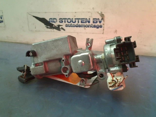 Neiman Commutateur Allumage + Clé Pour Isuzu N-Serie (.R6.) 2003 - Occasion