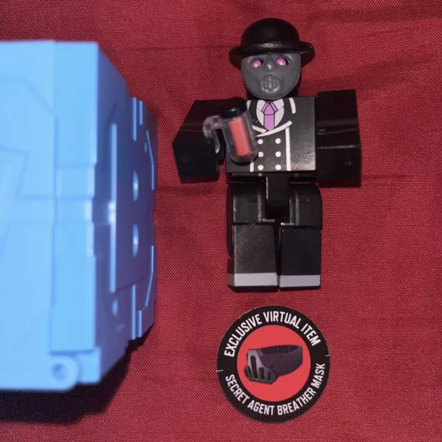 ROBLOX Series 7 & 9: Heroes Blue Basher + Site 76 MCD Agent + mask. Unused  Codes