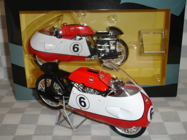 1/12 Altaya / Ixo  Gilera 500 #6   Libero Liberati 1957 World Championship Bike