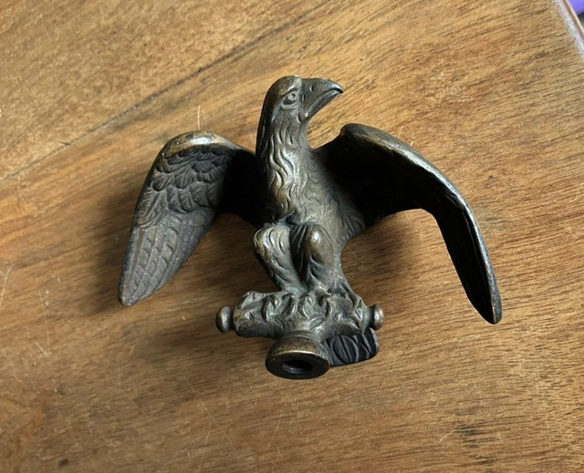 Heavy Antique Brass Eagle Spread Wings Turned Head Flag Pole Finial Topper
