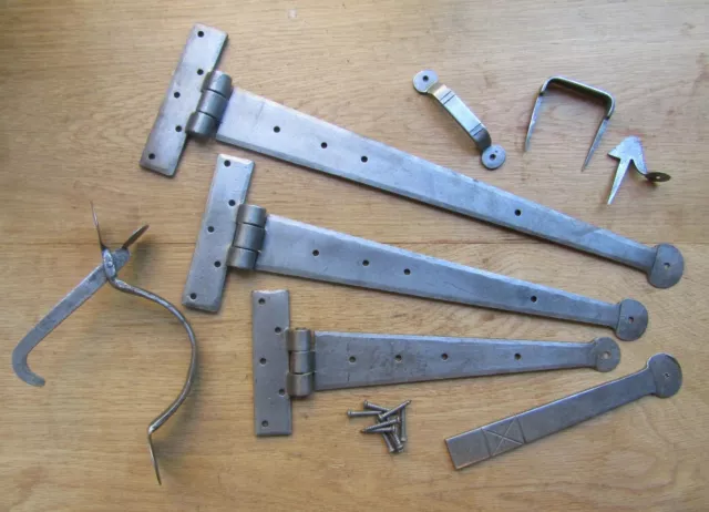HAND FORGED blacksmith traditional rustic door t tee hinges + Suffolk latch