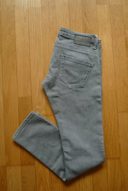 Calvin Klein Jeans  patalon Taille 29 US = 38  Très bon état.