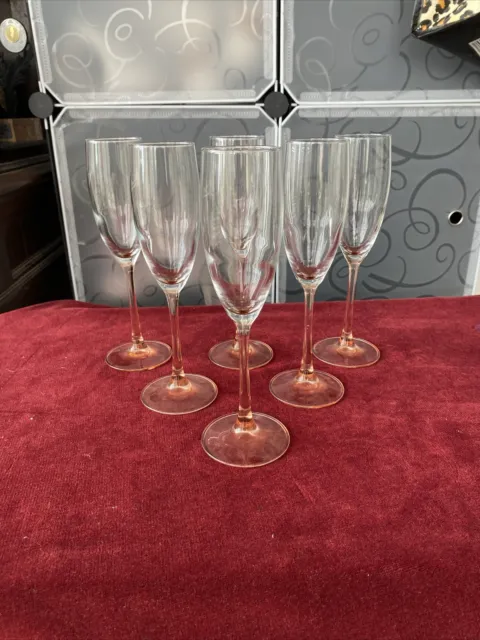6 flûtes à Champagne cristal d'Arques Luminarc modèle ROSE