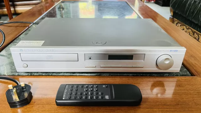 Cambridge Audio D100 CD Player with remote control