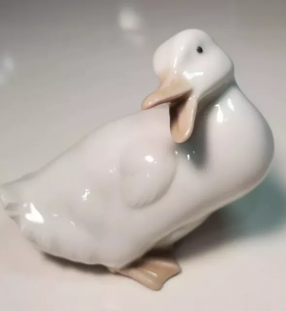 Lladro NAO Duck Porcelain Figurine Young Baby Duckling Made in Spain