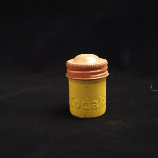 VINTAGE PHOTOGRAPHY KODAK empty metal screw top film canisters yellow red  £28.54 - PicClick UK