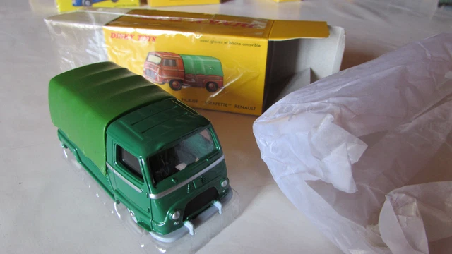 Renault Pick Up Estafette Dinky Toys n° 563,  NEUVE,  en boîte, sous plastique