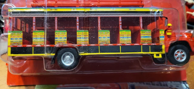 Autobus/Autocars Du Monde N°27 échelle 1/43, Hachette, Pré-assemblé (neuf)