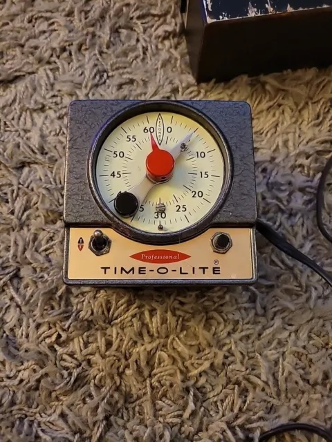 Vintage Time O Lite P-72 Master Darkroom Mechanical Photography Timer Light Work