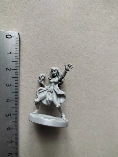 Miniature RANGER IAN FEMME Pour Jeu De Société MYTH (Kickstarter) - Occasion - Réf. G682