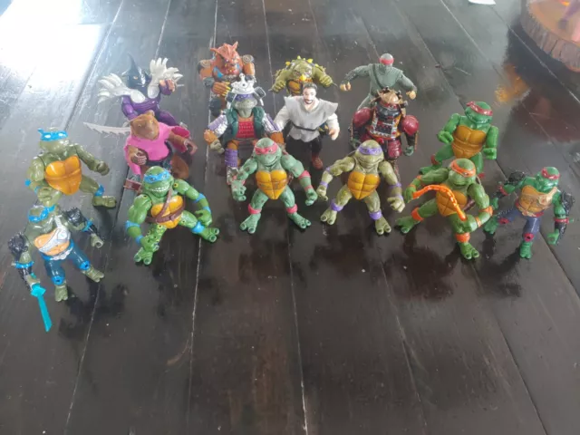 Teenage Mutant Ninja Turtles TMNT Vintage Lot 16 Action Figures & Accessories