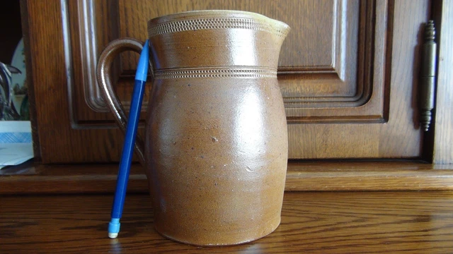 PICHET BROC CRUCHE CARAFE ANCIEN en GRES de 16 cm de haut , base de 10, 5 cm ,po