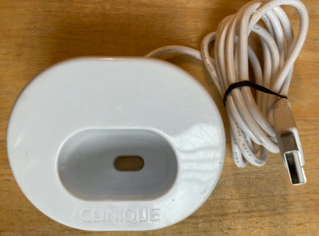 GENUINE Clinique Sonic System Purifying Cleansing Brush CHARGER ONLY WORKING