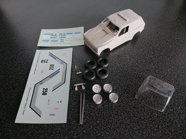 Miniature Range Rover Paris Dakar 1986 - 1/43, Résine Jaune - Rallye Raid