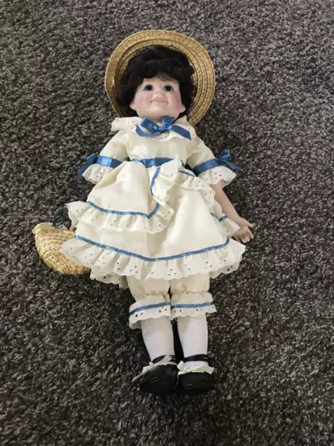 / Brenda Thomas Vintage Once Upon A Rhyme Collection Porcelain Doll