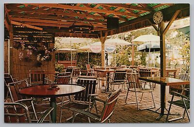 Hotel & Resort~Grapevine Pub Restaurant Interior~Fort Lauderdale FL~Vintage PC