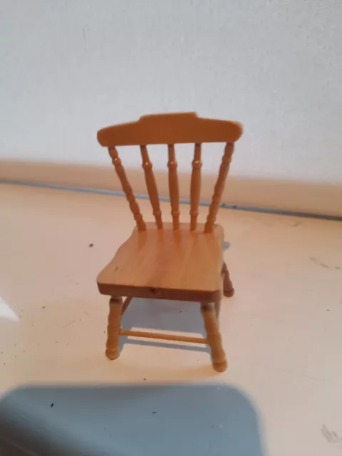 Natural Finish Wooden Spindle Back Kitchen Chair Tumdee 1:12 Scale Doll House 88