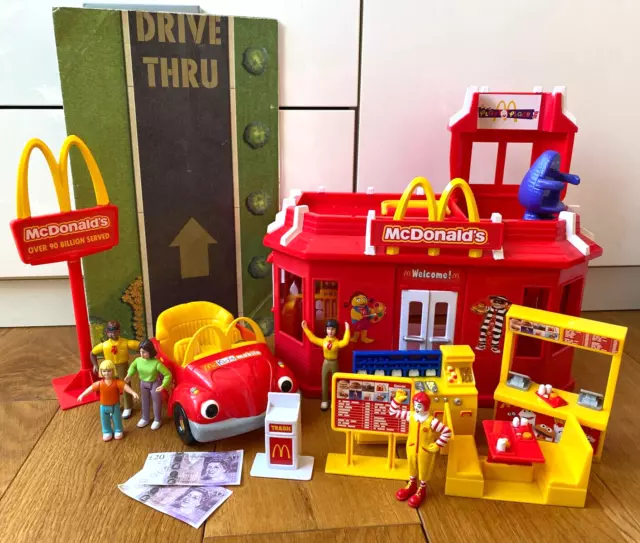 McDonalds Vintage 2001 Drive Thru Restaurant Spielset + Spielzeug Figuren & Zubehör