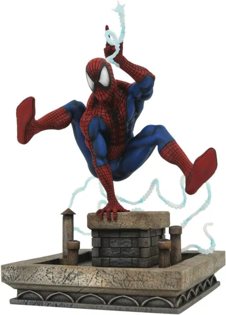Diamond Select Marvel 1990's SPIDER-MAN PVC Gallery Diorama Statue