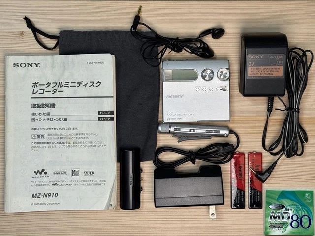 SONY MZ-N910 WALKMAN Portable Player MD Player Used w/box