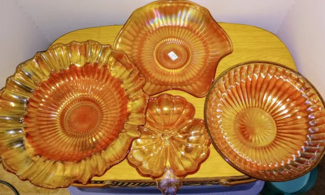4 Piece Carnival Glass Lot Of Marigold Gold Bowls