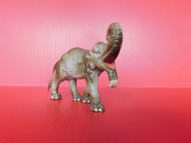 Figurine Starlux - La Préhistoire : Animaux Sauvages - Échelle 1:32 - France