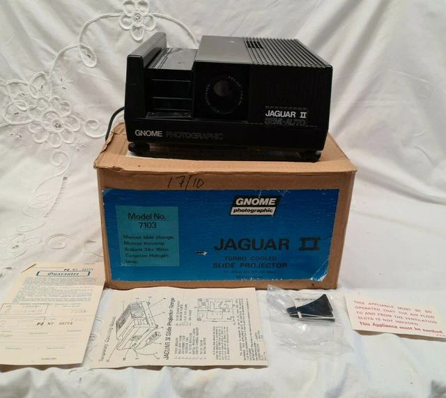 GNOME PHOTOGRAPHIC JAGUAR II 2 Semi Auto Slide Projector With Manual