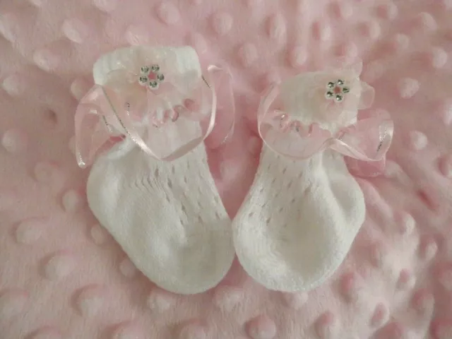 Beautiful White Pelerine Cotton Baby Ankle Socks with diamante pink bow girls