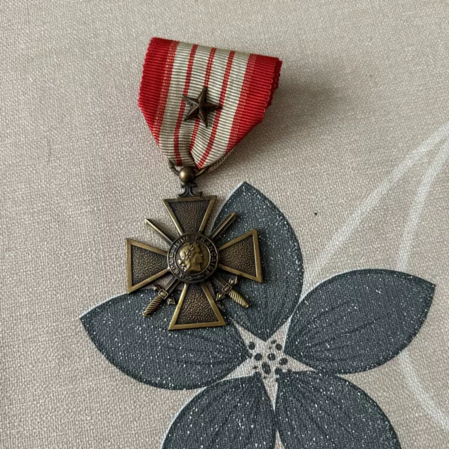 Médaille Croix De Guerre